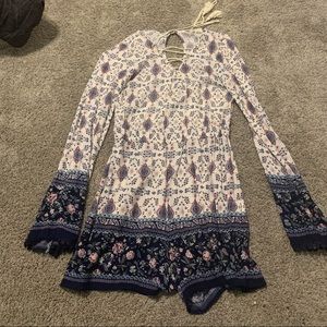 Adorable patterned romper.